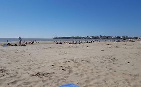 Saint Georges de Didonne - STUDIO TRES SYMPA - proche plage et centre -